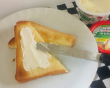 Foto del paso 2 de la receta: Tostada con Queso Mascarpone con toque de jalea de Arándanos Para un Buen Desayuno !! 🍒🍎