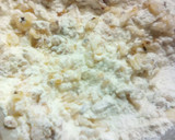 Foto del paso 3 de la receta: Mini crackers de cebolla (⁠╥⁠﹏⁠╥⁠)