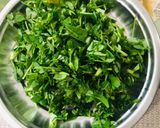 मेथी की पूरी (methi ki poori recipe in Hindi) रेसिपी चरण 1 फोटो