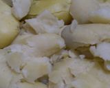 A picture of step 2 of Beaten rice kurmure starter.