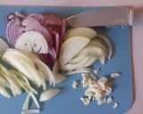 A picture of step 1 of Spaghetti alla carrettiera (carter spaghetti).