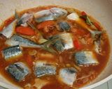 Foto langkah ke 3 dari resep 29. Ikan Salem Masak Sarden.