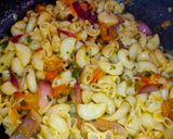A picture of step 3 of Macaroni.