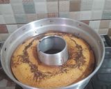 Foto langkah ke 4 dari resep Cake Marmer simpel.
