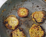 કારેલા ની છાલની ટીક્કી(karela ni chaal ni tikki recipe in gujarati) રેસીપી સ્ટેપ4ફોટો