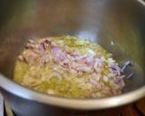 A picture of step 1 of Tomato Rice.