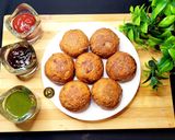 A picture of step 3 of Egg And Onion Fritters(Ande Aur Pyaz Ke Pakore).