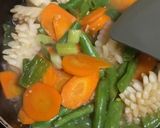 Foto langkah ke 4 dari resep Oseng Sayur Cumi.