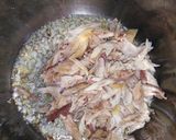 A picture of step 3 of Desi chicken clear soup.