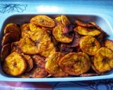A picture of step 1 of Crunchy Plantain Bowl.