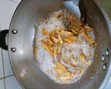A picture of step 8 of Vegetarian Pumpkin Rice Noodles.
