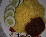 A picture of step 1 of Spice spaghetti.