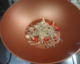 山蘇炒剝皮辣椒(簡單料理)的食譜步驟5照片