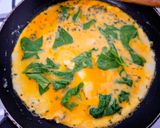 Spenótos omlett 🥚🥚🥚🥚 recept fázis 2 fotója