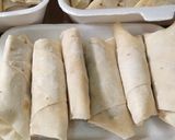 A picture of step 4 of Frozen roll and samosa.