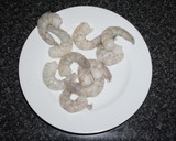 Foto del paso 1 de la receta: Huevos de Pascua con camarones