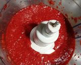Foto del paso 3 de la receta: Cheesecake de frutilla reducido en calorías 🍓y súper fácil!