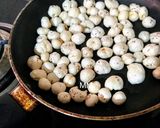 A picture of step 1 of Makhana Sweet.