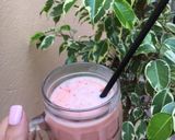 Foto del paso 1 de la receta: Smoothie de durazno y frutillas 🍓 🍑