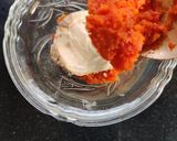 A picture of step 2 of Carrot halwa dessert with icecream.