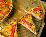 Foto del paso 10 de la receta: Quiche marinera con surimi, langostinos y atún