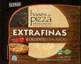 Foto del paso 1 de la receta: Pizza dulce con masa extrafina cubierta de chocolate y decorar a tu gusto