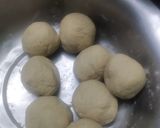 A picture of step 2 of Healthy wheat poori.
