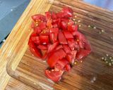 Une image de l'étape 6 de Saumon sauvage farci aux tomates et poivron rouge.