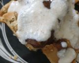 A picture of step 2 of Samosa Chaat.