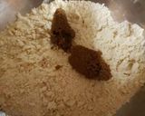 A picture of step 3 of My Little Apple +Peach Crumble. 😁.