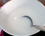 Foto langkah ke 2 dari resep Puding Santan Buah Naga.
