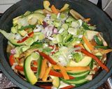 Foto del paso 2 de la receta: Delicioso Chop Suey 😋 Cerdo