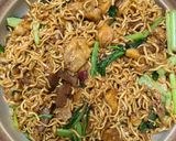 Foto langkah ke 8 dari resep 25. MIE GORENG TEMANGGUNGAN.