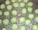 Foto langkah ke 3 dari resep Bola_bola singkong ala mama P&N.