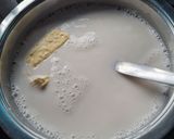 A picture of step 3 of Dairy-Free Melkkos.