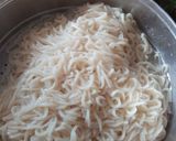 ફ્રેન્કી વિથ નૂડલ્સ (Frankie with noodles recipe in Gujarati) રેસીપી સ્ટેપ2ફોટો