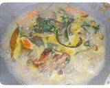 Foto langkah ke 3 dari resep Mangut Pari Asap Kemangi.