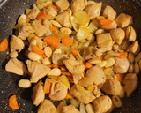 Foto del paso 4 de la receta: Pollo con almendras estilo chino casero!!
