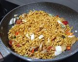 Foto langkah ke 2 dari resep Mie Goreng Endul.
