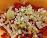 Foto del paso 1 de la receta: Salsa criolla fusión pebre