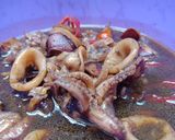 Foto langkah ke 4 dari resep Cumi Masak Hitam 🐙.