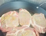 Foto del paso 1 de la receta: Filetes de Cerdo al Ajillo con Papas al Horno con Finas Hierbas!