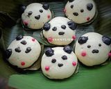 Foto langkah ke 6 dari resep Bakpao Panda isi Coklat.