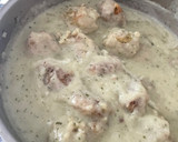 Foto del paso 11 de la receta: Albóndigas de merluza en salsa verde