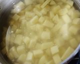 Foto del paso 1 de la receta: Pastel de papa a la pechuguita (corazón de muzzarella😍)