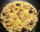 Foto del paso 3 de la receta: Vieiras en crema de setas y avellanas al aroma del tomillo