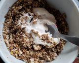 Foto del paso 1 de la receta: Ni las migas se tiran, se transforman en deliciosas TRUFAS BAÑADAS EN CHOCOLATE🍬