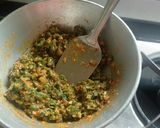 A picture of step 3 of Bhindi Masala.