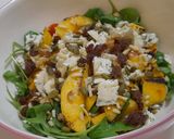 Foto del paso 4 de la receta Ensalada templada de rúcula y melocotón