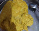 A picture of step 4 of Gheeya/Lauki ke muthiye.